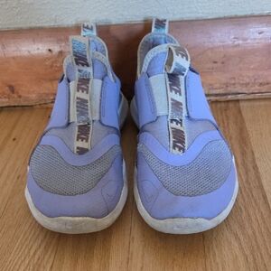 Nike Kids Flex Runner Running Shoe, Light Thistle/White-lilac, 1 Little Kid
